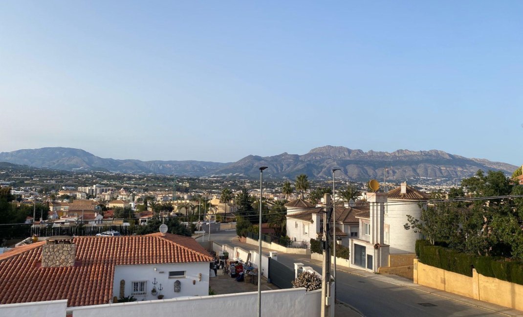 Resale -  Chalet / Villa -
Albir