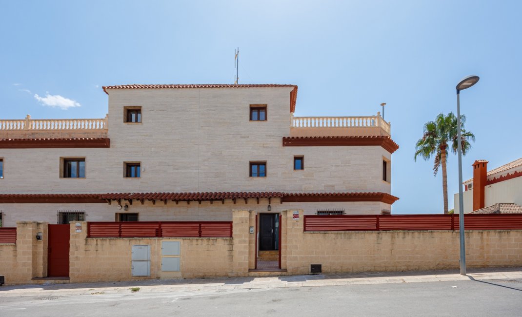 Resale - Townhouse -
Alfaz del Pi - Alfas del Pí