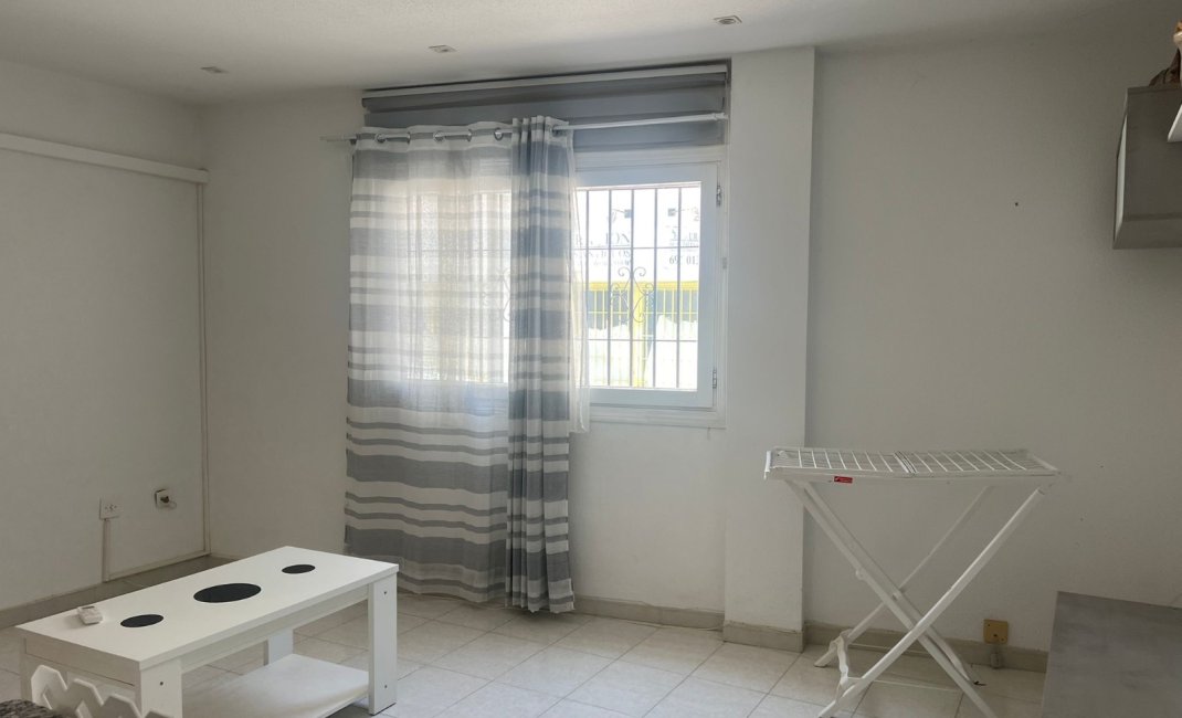 Revente - Appartement -
Altea