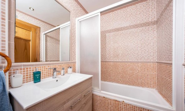 Revente - Townhouse / Semi -
La Nucía