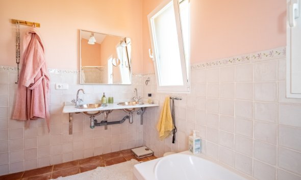 Revente - Villa -
La Nucía