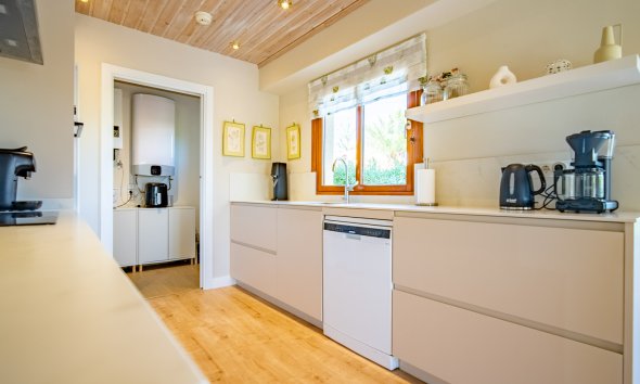 Resale - Villa -
Alfaz del Pi - Colonia Escandinavia