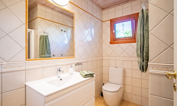 Resale - Villa -
Alfaz del Pi - Colonia Escandinavia