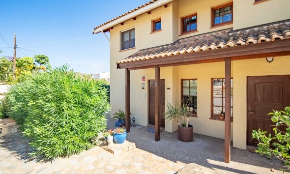 Resale - Villa -
Alfaz del Pi - Colonia Escandinavia