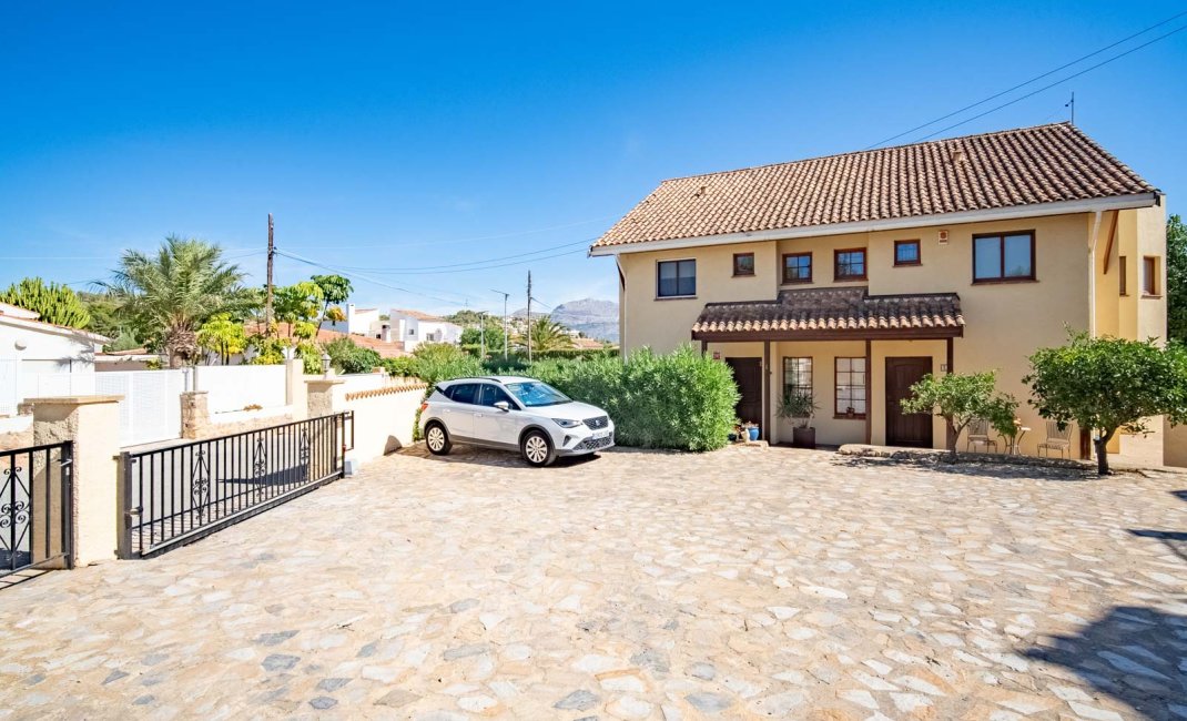 Resale - Villa -
Alfaz del Pi - Colonia Escandinavia