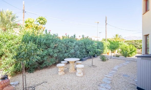 Resale - Villa -
Alfaz del Pi - Colonia Escandinavia