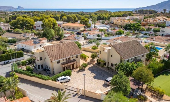 Resale - Villa -
Alfaz del Pi - Colonia Escandinavia