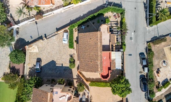 Resale - Villa -
Alfaz del Pi - Colonia Escandinavia