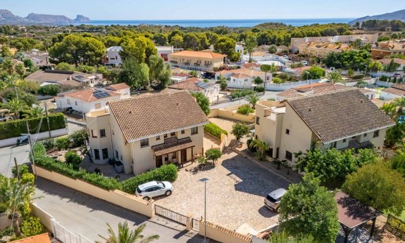 Resale - Villa -
Alfaz del Pi - Colonia Escandinavia