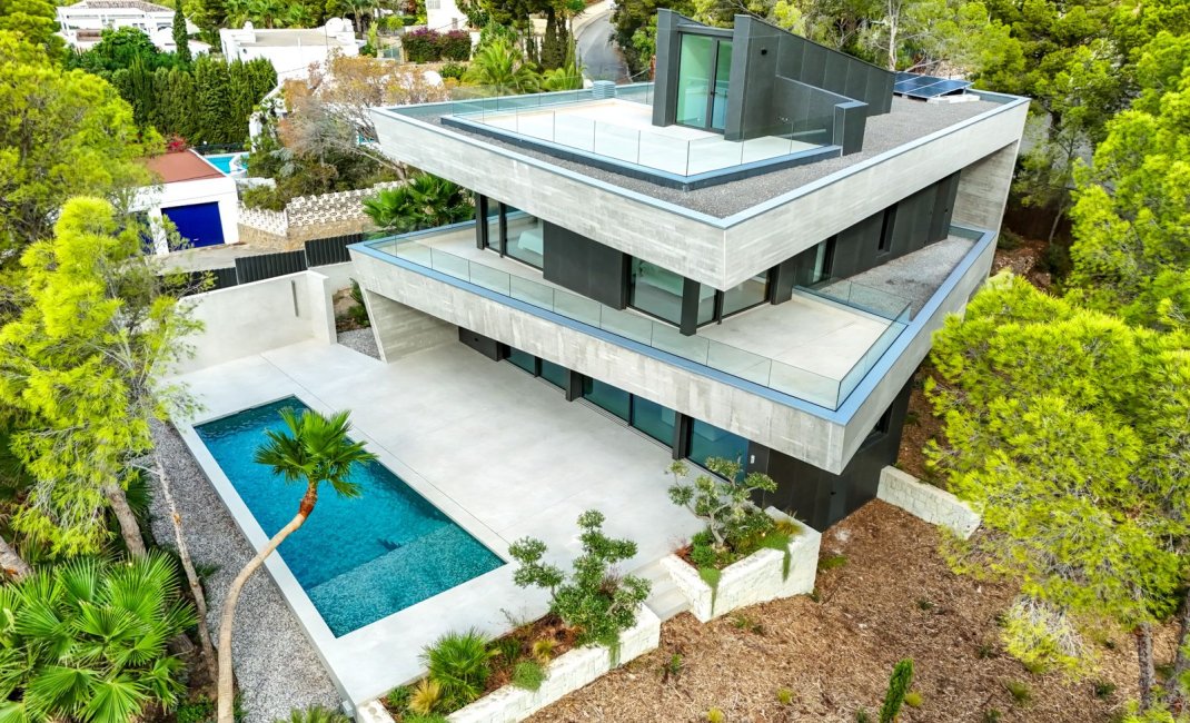 Resale - Villa -
Altea - Urbanización La Galera