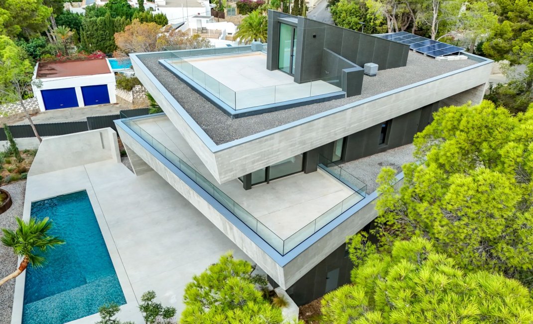 Resale - Villa -
Altea - Urbanización La Galera
