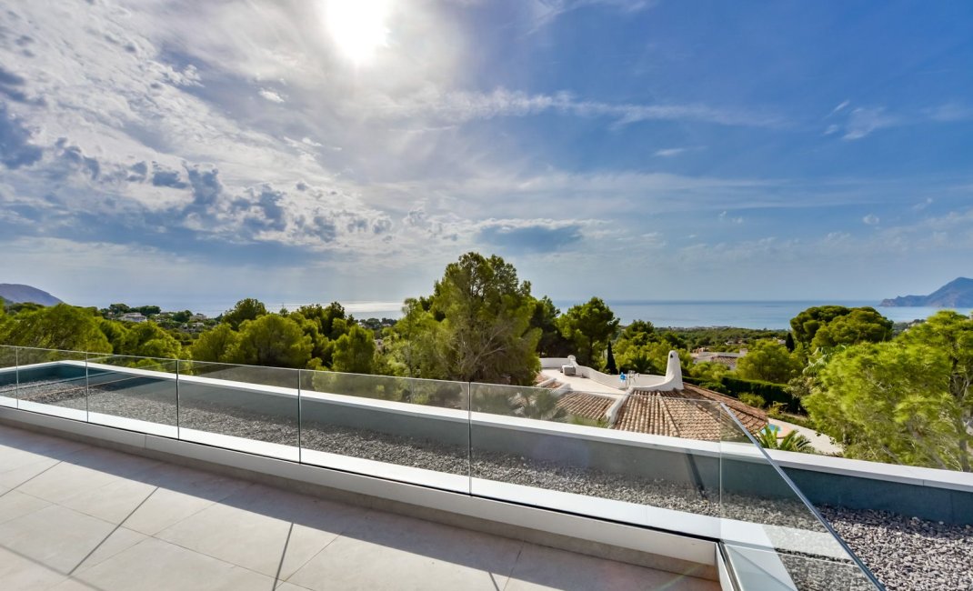 Resale - Villa -
Altea - Urbanización La Galera