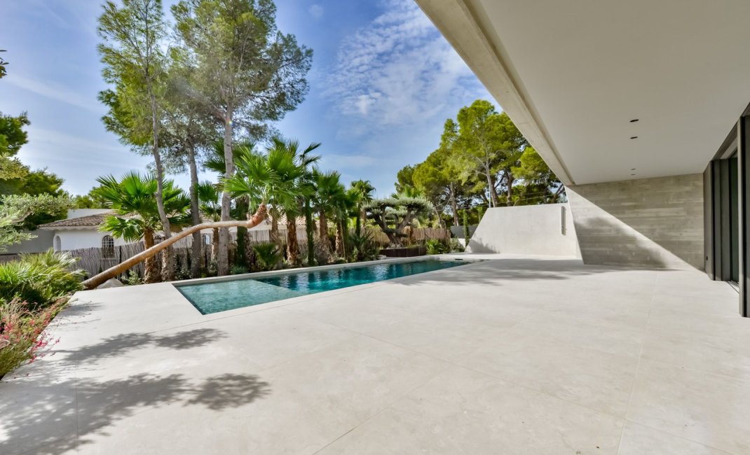 Resale - Villa -
Altea - Urbanización La Galera