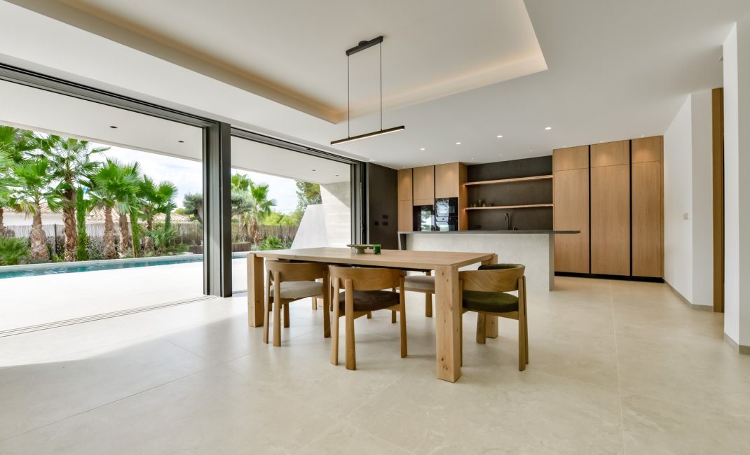 Resale - Villa -
Altea - Urbanización La Galera