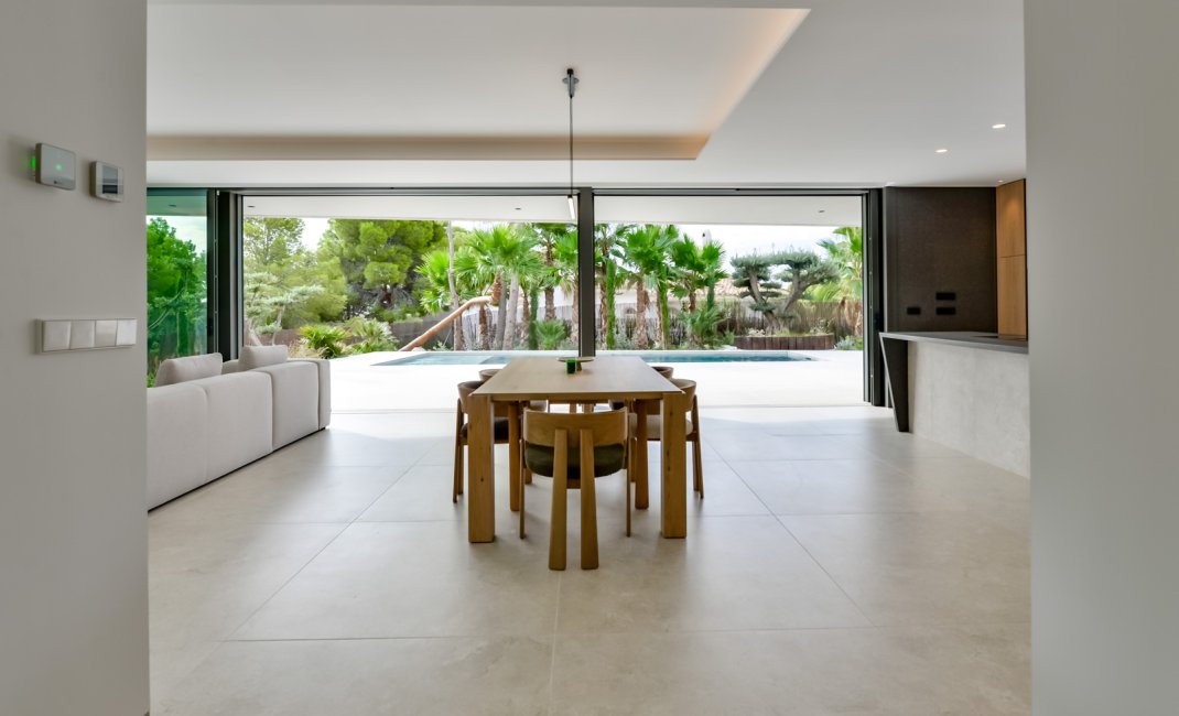 Resale - Villa -
Altea - Urbanización La Galera