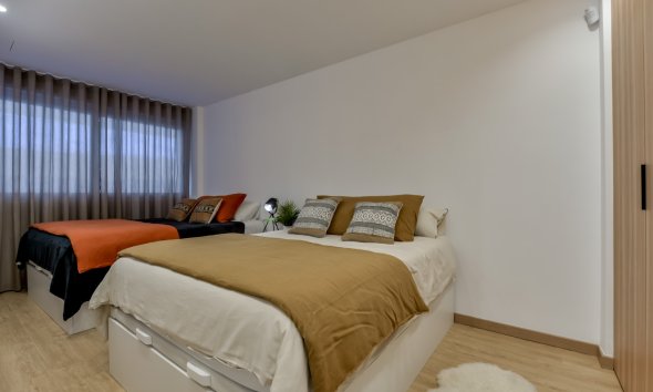 Videresalg - Tosidig -
Altea - Mascarat