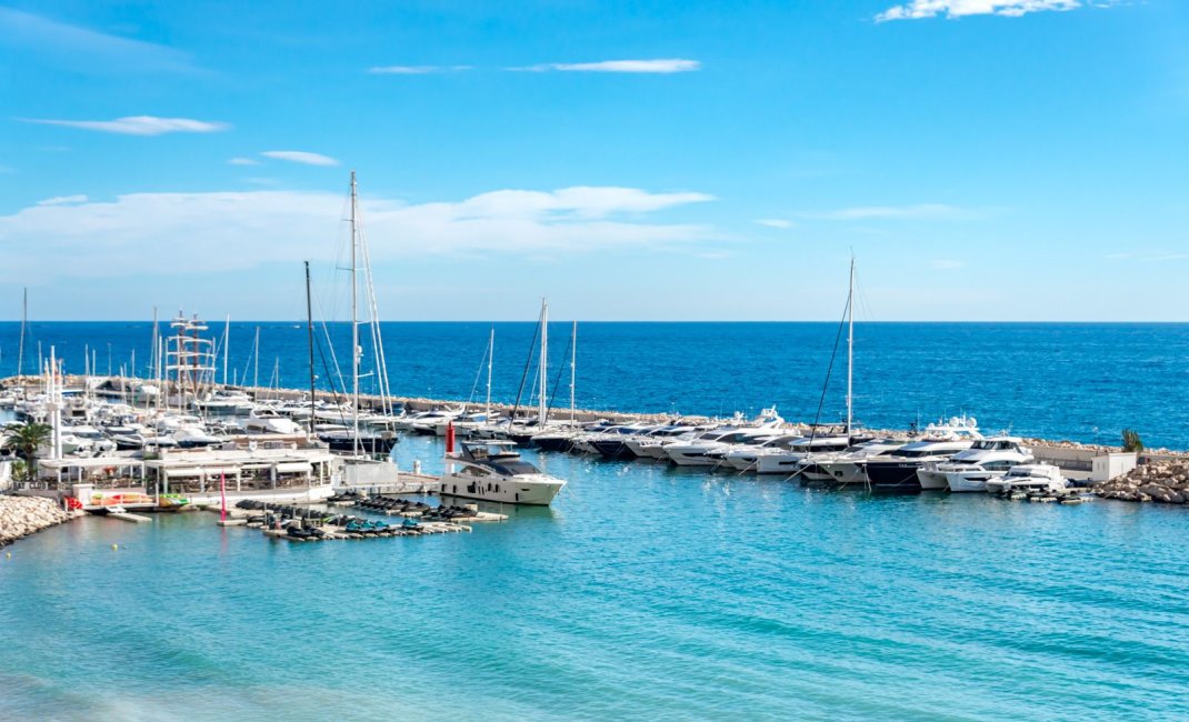 Videresalg - Tosidig -
Altea - Mascarat
