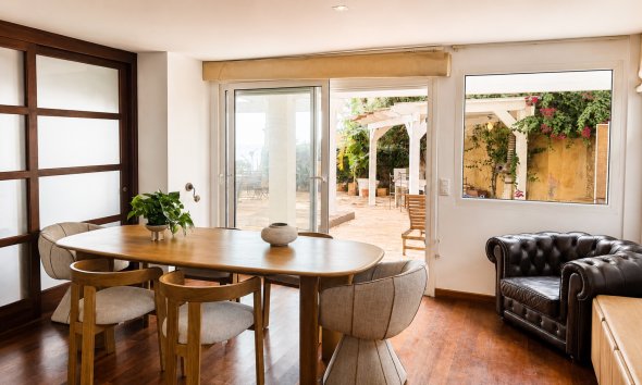 Resale - Villa -
Altea - Cap Negret