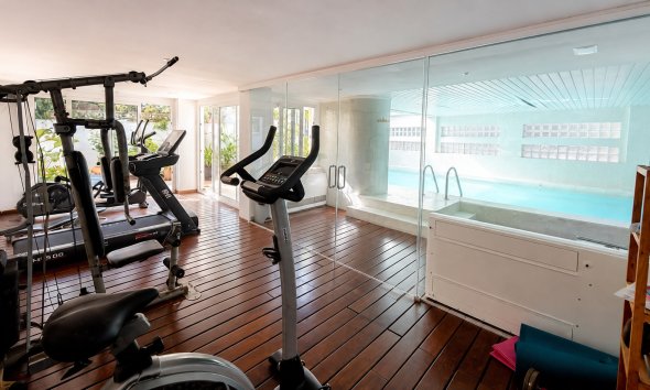 Resale - Villa -
Altea - Cap Negret