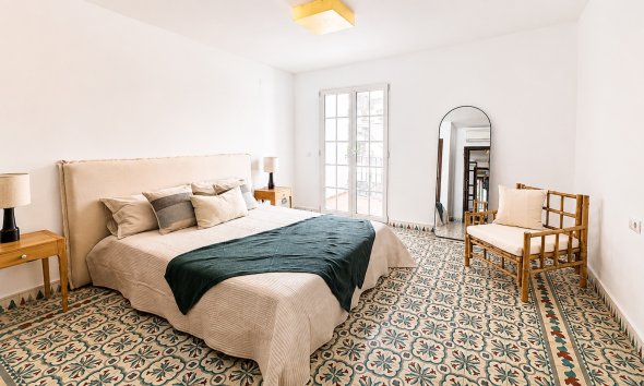 Resale - Villa -
Altea - Cap Negret