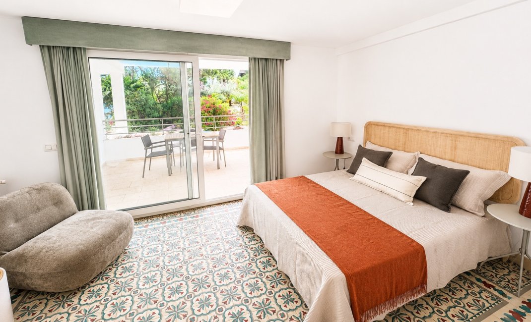 Resale - Villa -
Altea - Cap Negret