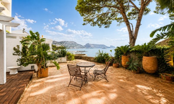 Resale - Villa -
Altea - Cap Negret
