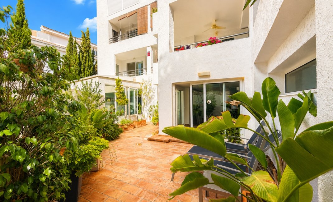 Resale - Villa -
Altea - Cap Negret