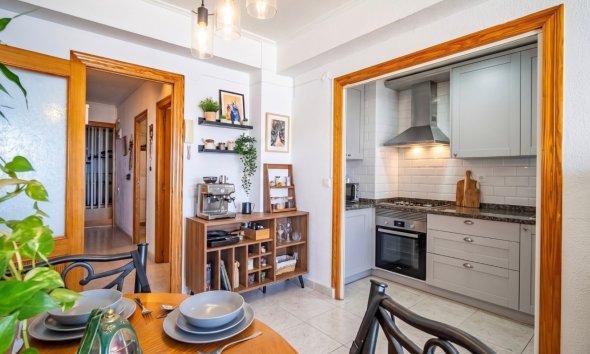 Resale - Apartment -
Benidorm - Playa de Poniente