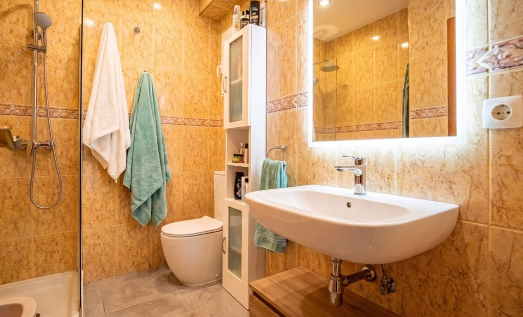 Resale - Apartment -
Benidorm - Playa de Poniente