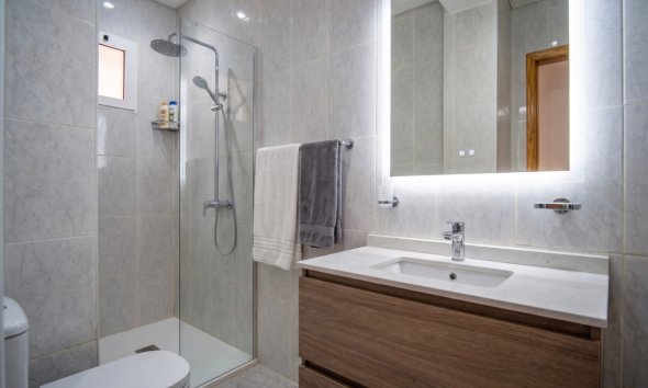 Resale - Apartment -
Benidorm - Playa de Poniente
