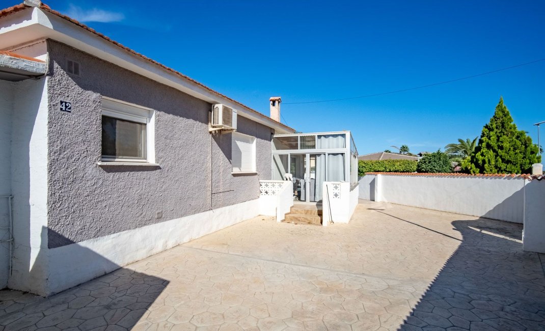 Resale - Villa -
Alfaz del Pi - Colonia Escandinavia