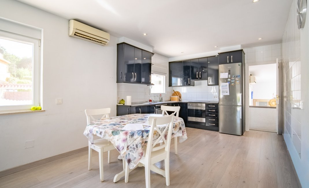 Resale - Villa -
Alfaz del Pi - Colonia Escandinavia