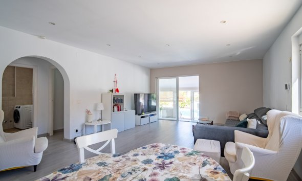 Resale - Villa -
Alfaz del Pi - Colonia Escandinavia