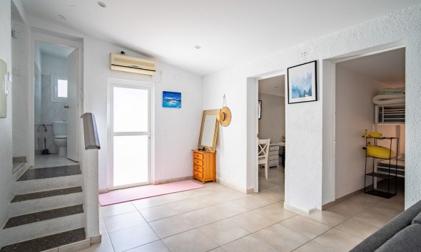 Resale - Villa -
Alfaz del Pi - Colonia Escandinavia