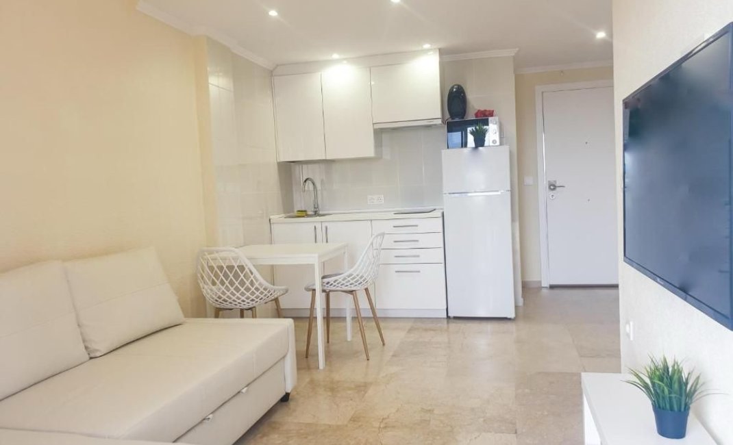 Turístico, disponible para cortas estancias - Apartamento / piso -
Albir