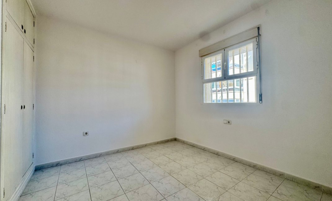Videresalg - Apartment -
Albir