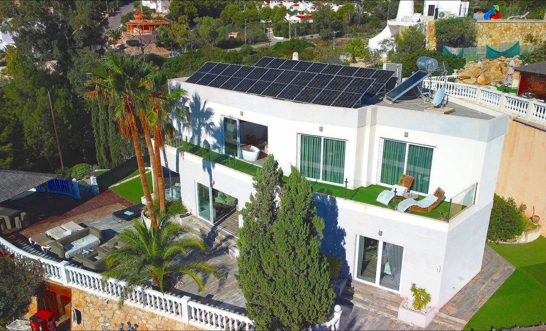 Reventa - Villa -
El Campello - Coveta fuma
