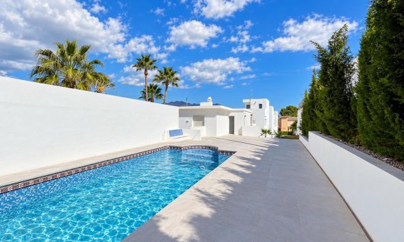 Resale -  Chalet / Villa -
Albir