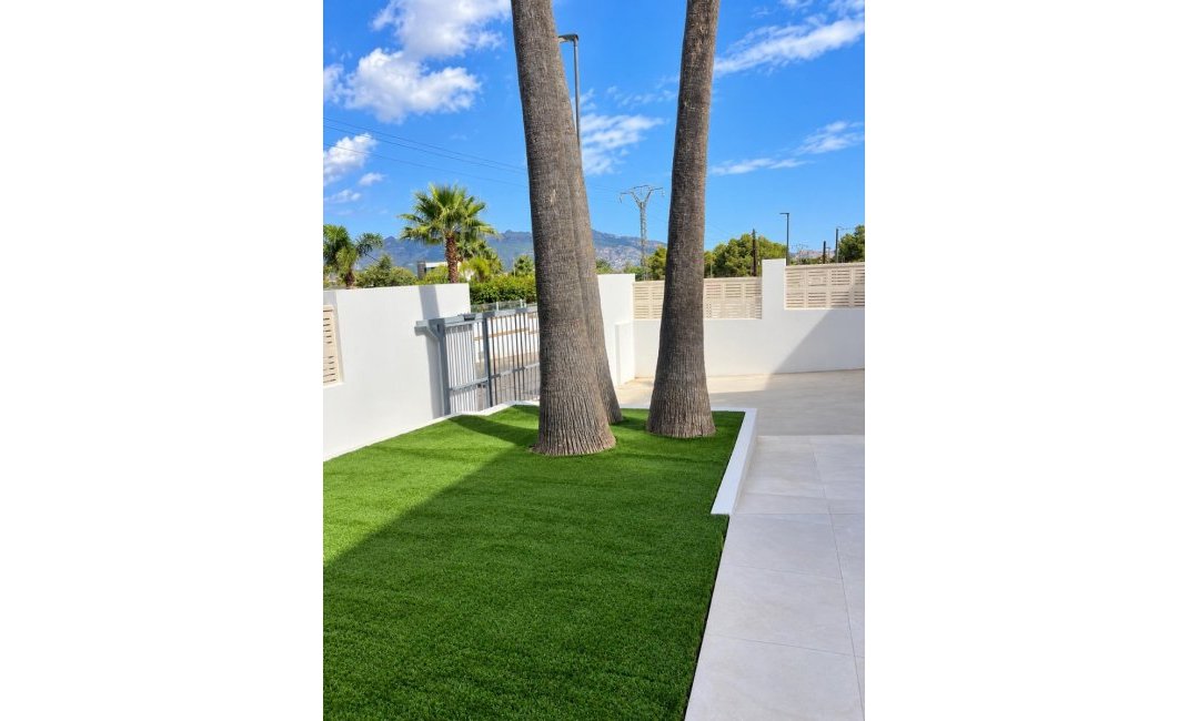 Resale -  Chalet / Villa -
Albir