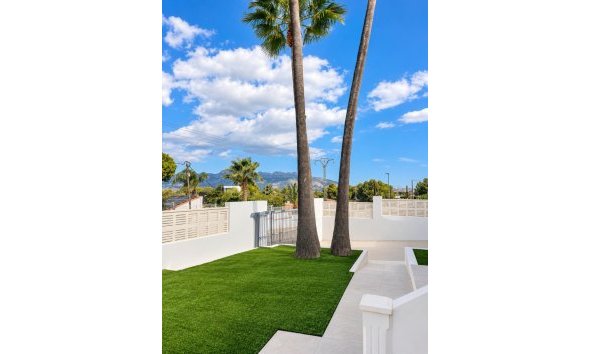 Resale -  Chalet / Villa -
Albir
