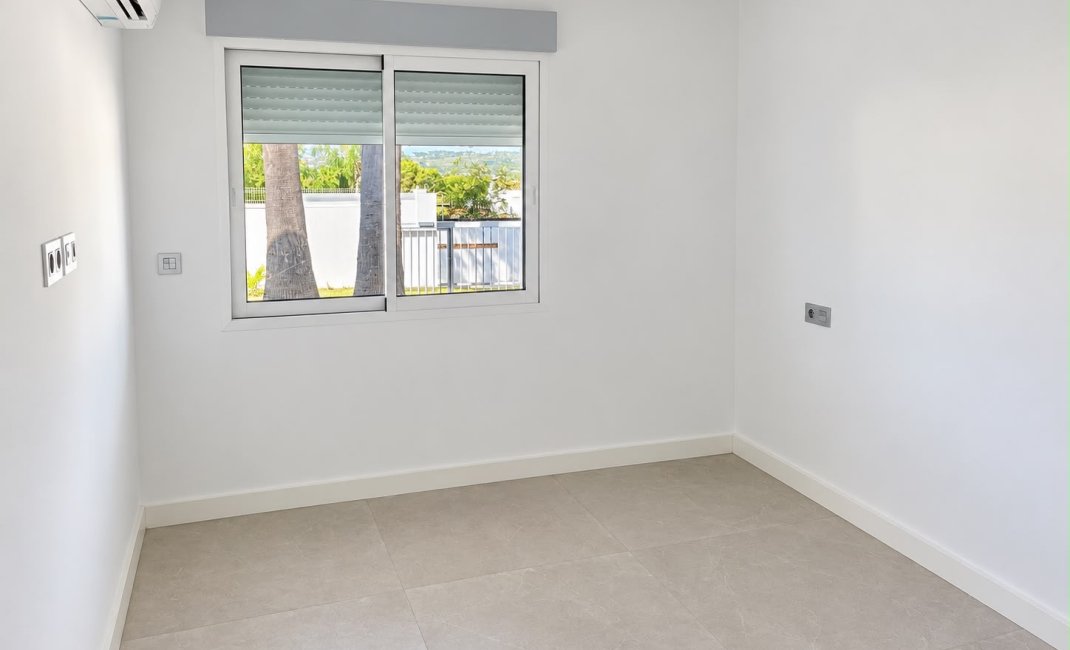 Resale -  Chalet / Villa -
Albir