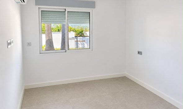 Resale -  Chalet / Villa -
Albir
