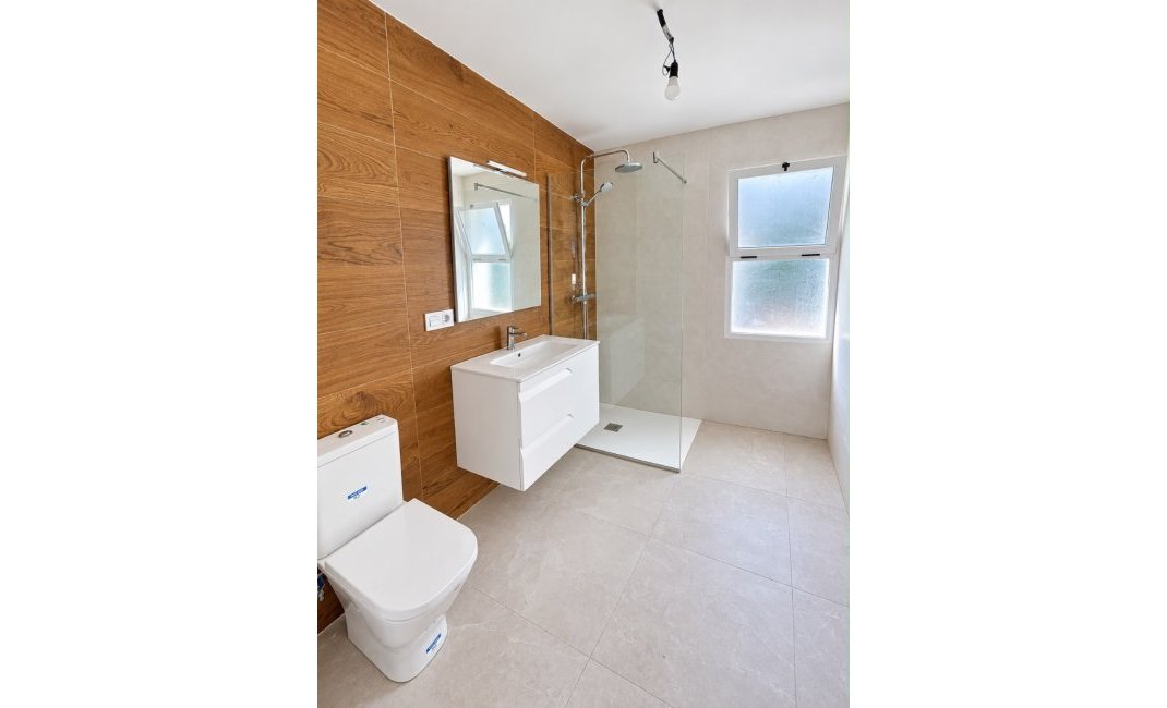 Resale -  Chalet / Villa -
Albir