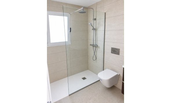 Resale -  Chalet / Villa -
Albir