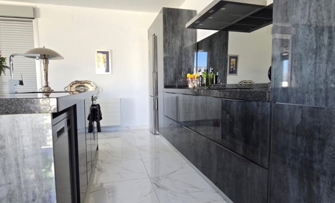 Resale -  Chalet / Villa -
Polop