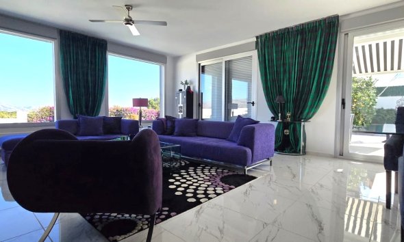 Resale -  Chalet / Villa -
Polop