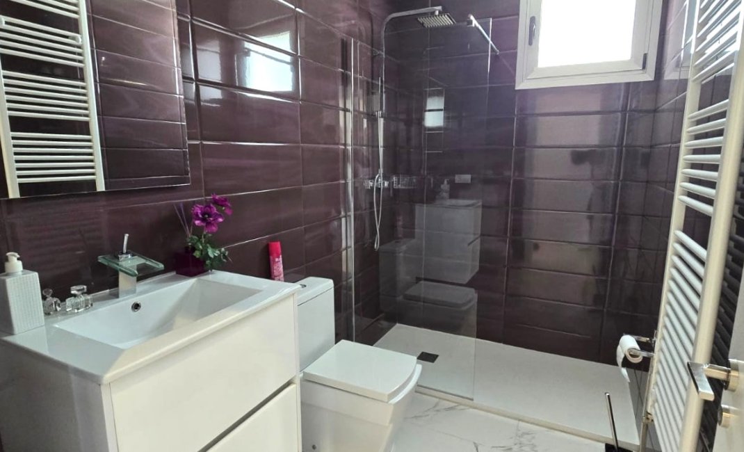 Resale -  Chalet / Villa -
Polop