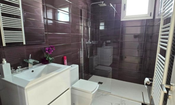 Resale -  Chalet / Villa -
Polop
