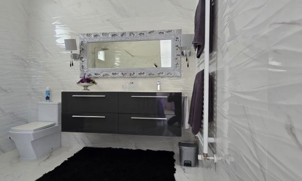 Resale -  Chalet / Villa -
Polop