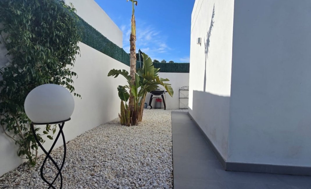 Resale -  Chalet / Villa -
Polop